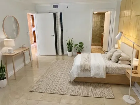 555 NE 15th Street Miami FL 33132