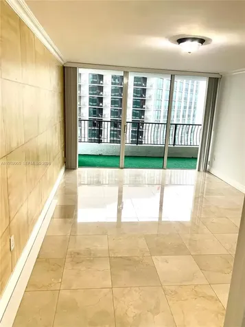 555 NE 15th Street Miami FL 33132