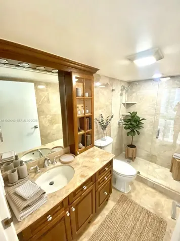 555 NE 15th Street Miami FL 33132
