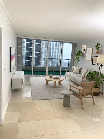 555 NE 15th Street Miami FL 33132