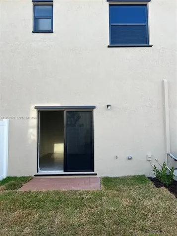 11447 W 34th Court Hialeah FL 33018