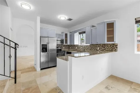 4025 SW 10th Street Miami FL 33134