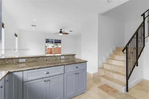 4025 SW 10th Street Miami FL 33134