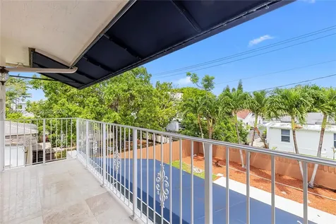 4025 SW 10th Street Miami FL 33134
