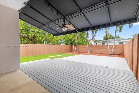 4025 SW 10th Street Miami FL 33134