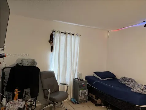 575 W 69th Street Hialeah FL 33014