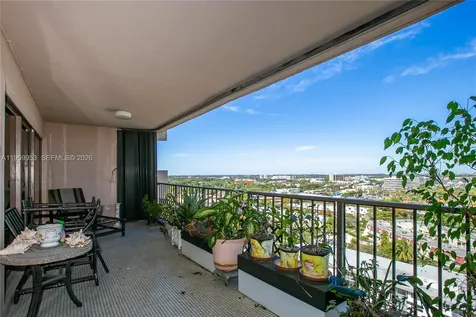 1800 NE 114th Street Miami FL 33181