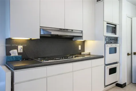 1800 NE 114th Street Miami FL 33181