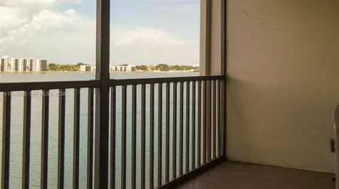 116 Lake Emerald Drive Oakland Park FL 33309