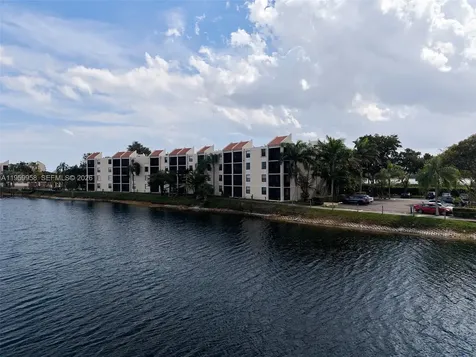 116 Lake Emerald Drive Oakland Park FL 33309