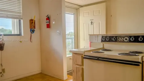 116 Lake Emerald Drive Oakland Park FL 33309