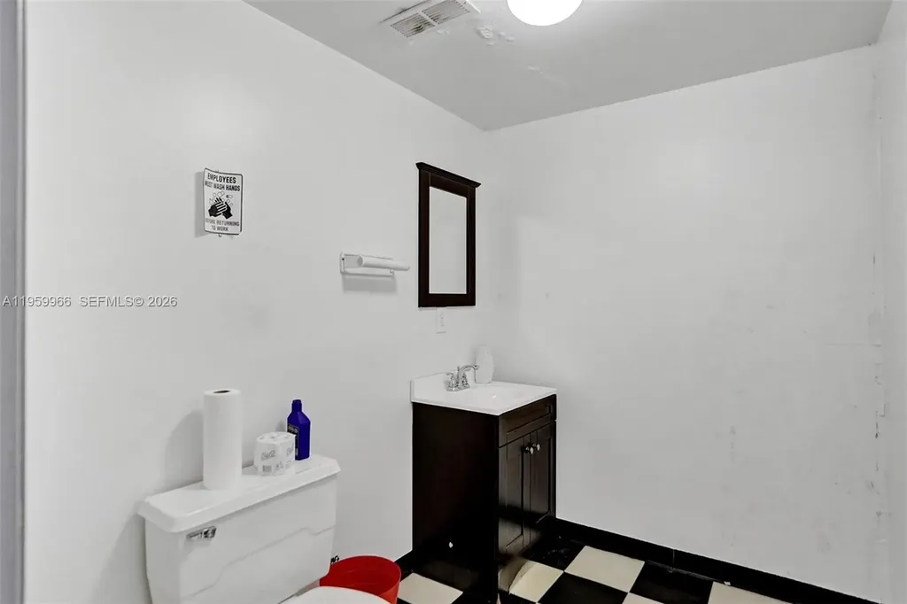 1900 NW 32nd Street Pompano Beach FL 33064