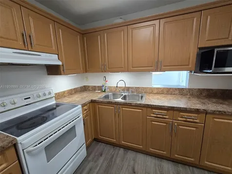 5755 W 20th Avenue Hialeah FL 33012