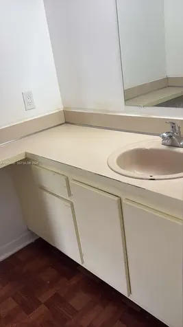 6911 SW 129 Avenue Miami FL 33183
