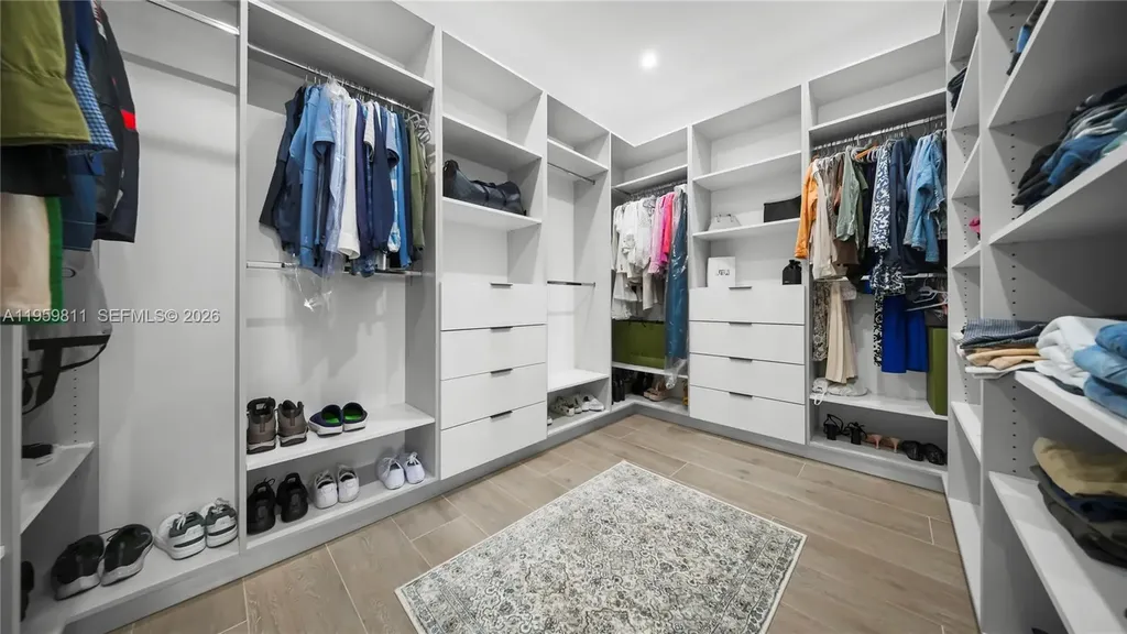 1629 NE 4th Place Fort Lauderdale FL 33301