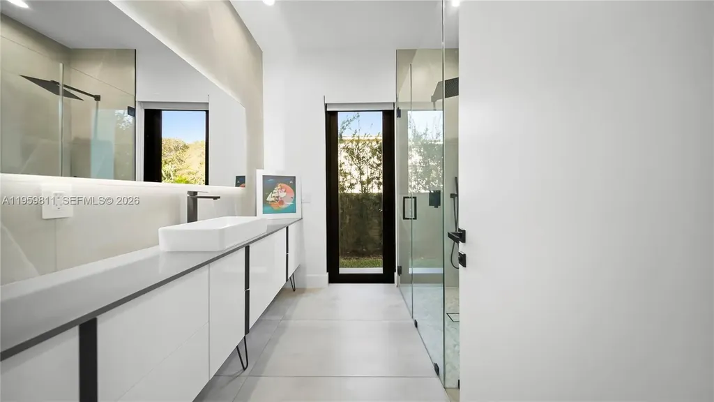 1629 NE 4th Place Fort Lauderdale FL 33301