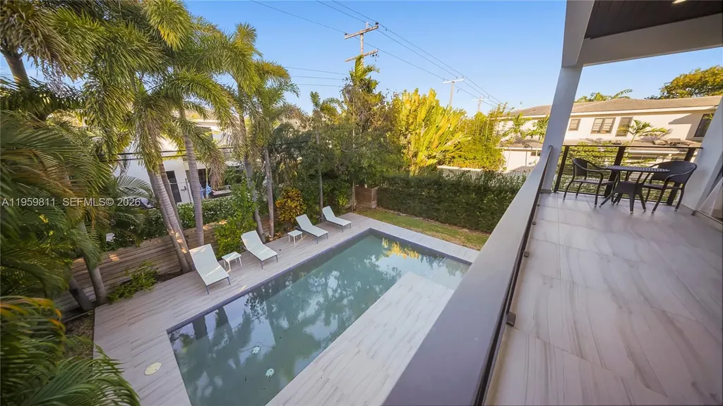 1629 NE 4th Place Fort Lauderdale FL 33301