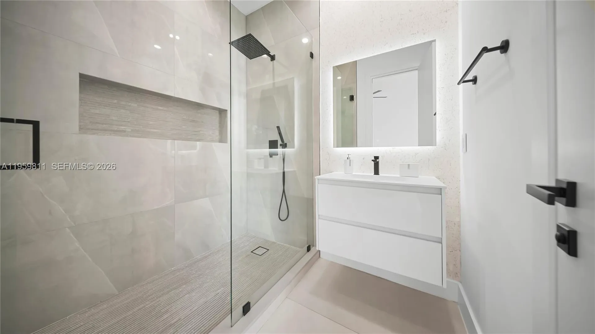 1629 NE 4th Place Fort Lauderdale FL 33301