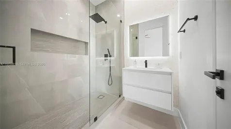 1629 NE 4th Place Fort Lauderdale FL 33301
