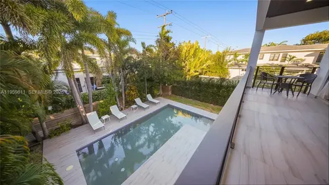 1629 NE 4th Place Fort Lauderdale FL 33301