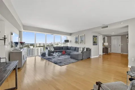 3370 Hidden Bay Drive Aventura FL 33180