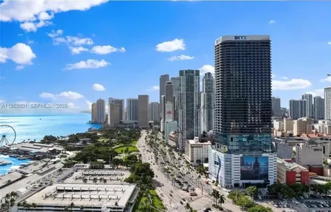 398 NE 5th Street Miami FL 33132