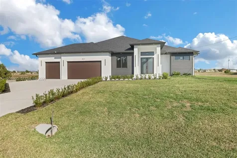 3517 NW 46th Avenue Cape Coral FL 33993