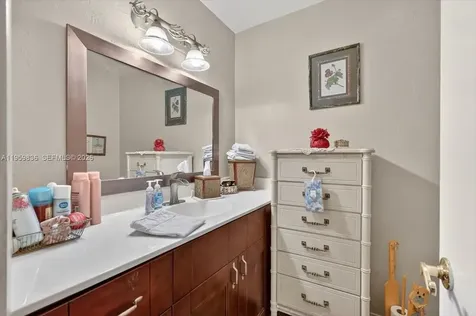 9125 Limetree Lane Pembroke Pines FL 33024