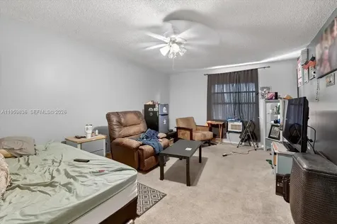 9125 Limetree Lane Pembroke Pines FL 33024