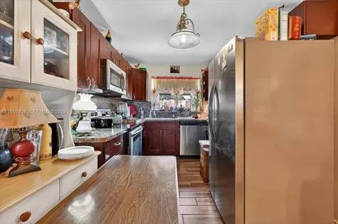 9125 Limetree Lane Pembroke Pines FL 33024