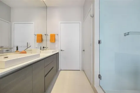 460 NE 28th Street Miami FL 33137