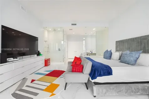 460 NE 28th Street Miami FL 33137