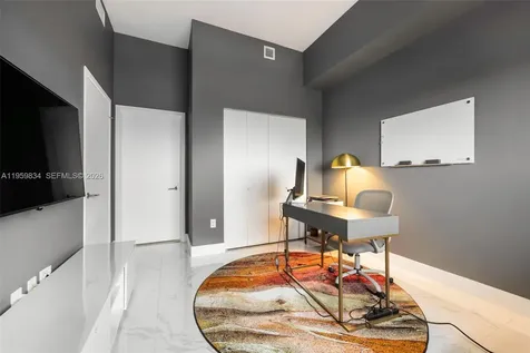 460 NE 28th Street Miami FL 33137