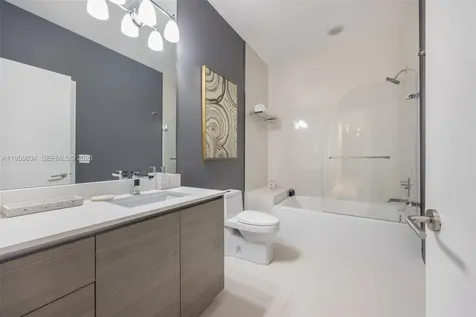 460 NE 28th Street Miami FL 33137