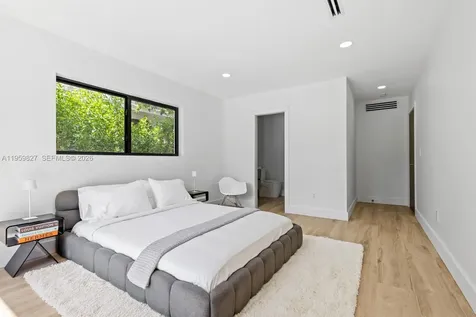 85 W Shore Drive W Miami FL 33133