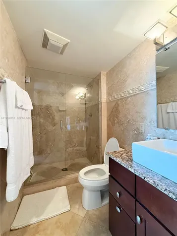 3675 N Country Club Drive Aventura FL 33180