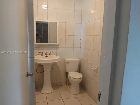 1535 NW 85th Street Miami FL 33147
