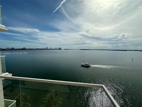 Miami FL 33131