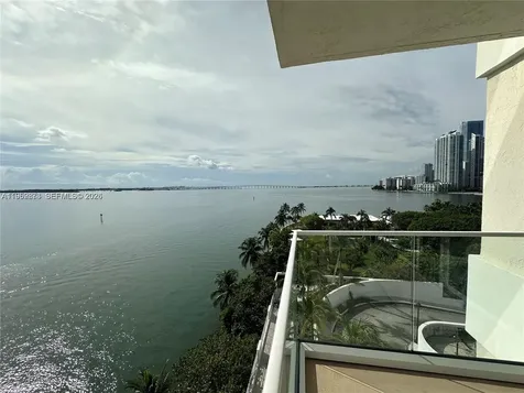 Miami FL 33131
