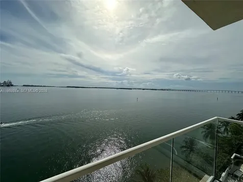 Miami FL 33131