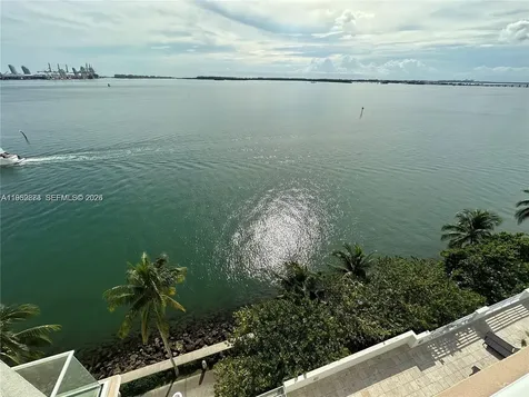 Miami FL 33131