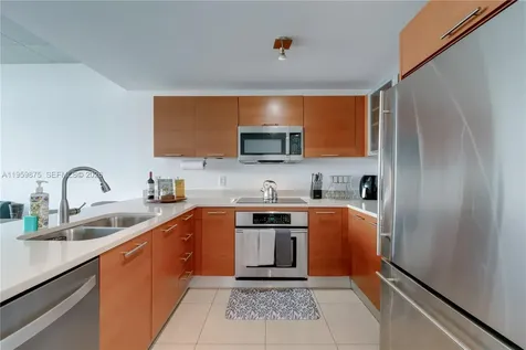 3250 NE 1st Avenue Miami FL 33137