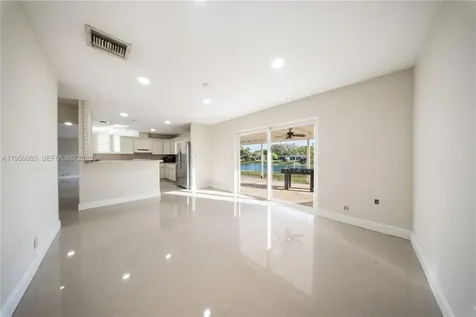 14530 SW 77th Street Miami FL 33183
