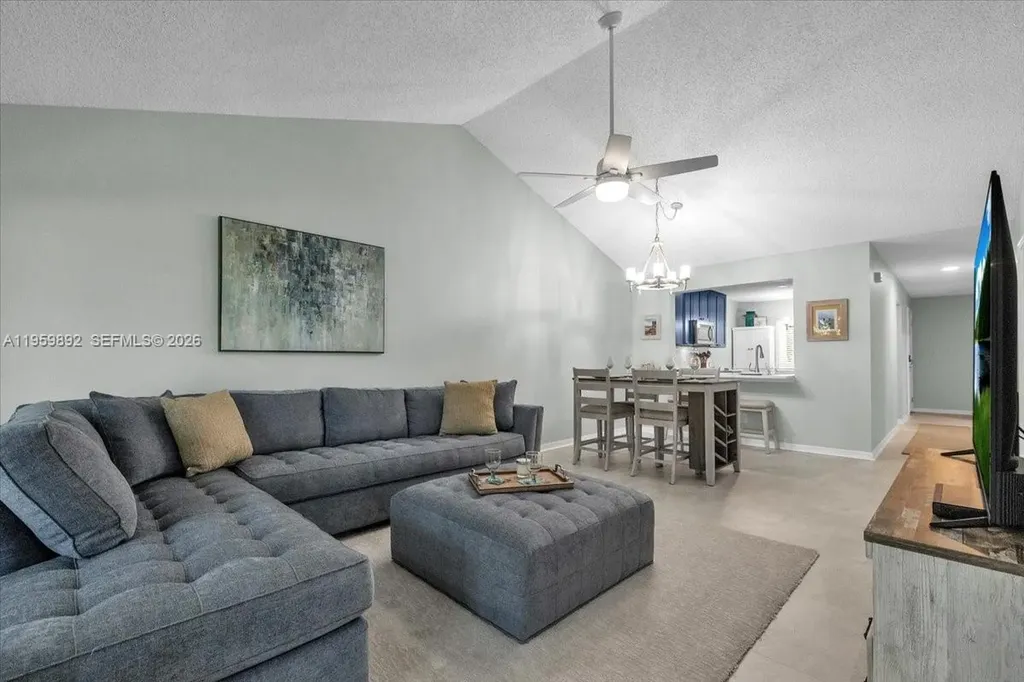 280 Timber Lake Circle Naples FL 34104