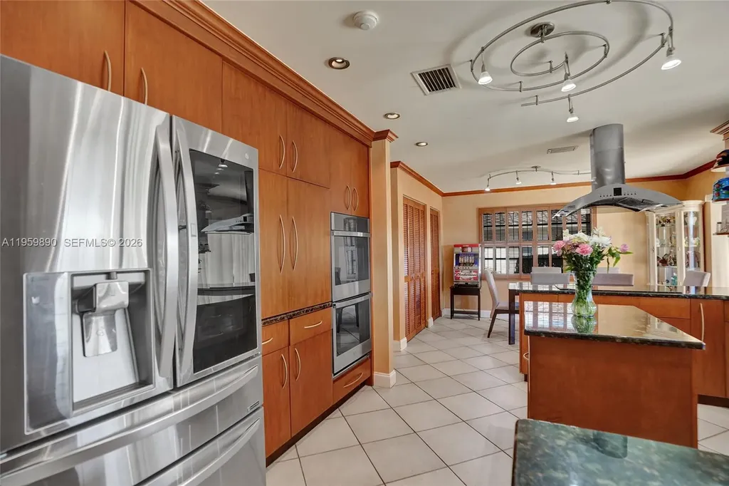 10180 SW 1st Court Coral Springs FL 33071