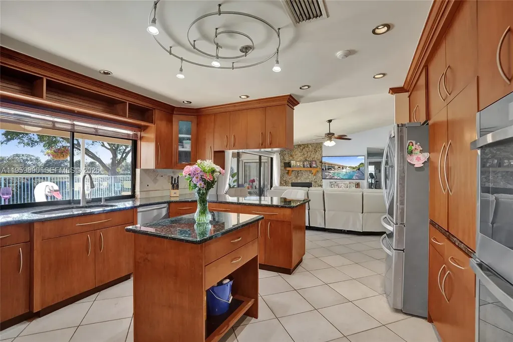 10180 SW 1st Court Coral Springs FL 33071