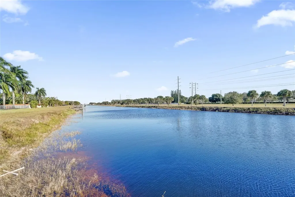 10180 SW 1st Court Coral Springs FL 33071