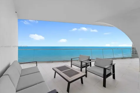 16901 Collins Avenue Aventura FL 33160