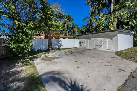 1516 Mayo Street Hollywood FL 33020