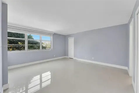 9500 W Bay Harbor Drive Bay Harbor Islands FL 33154